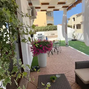 Affittacamere Le Residenze Del Mare, La Caletta