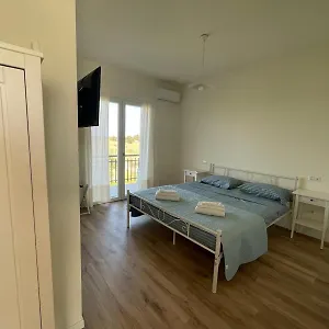Affittacamere Luscofusco, La Caletta